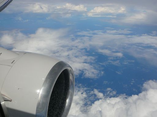 福岡空港からグアムへ